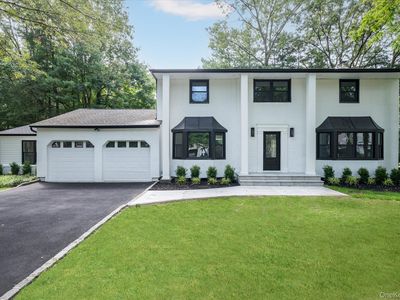20 Melody Lane, Kings Park, NY, 11754