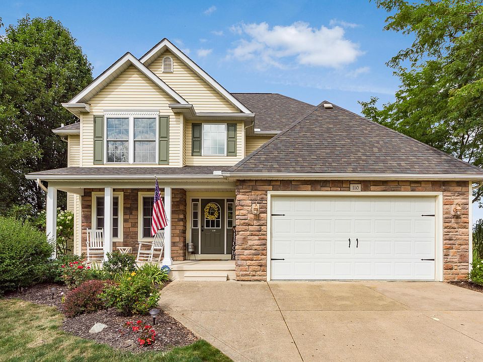1st image of 110 Stone Hedge Row Dr