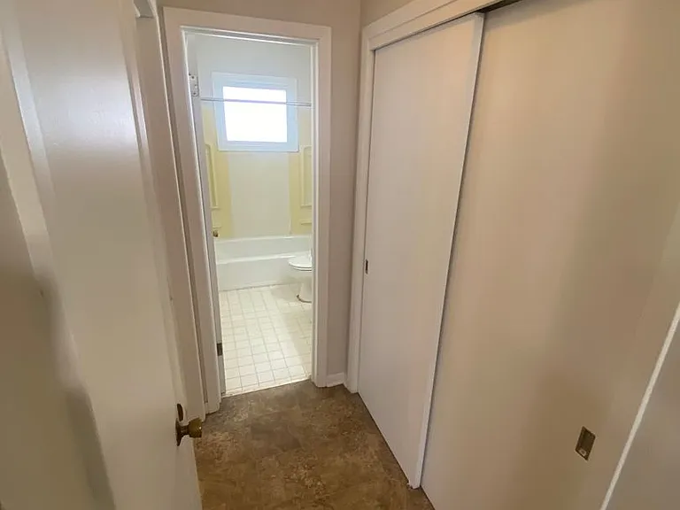 928 E St — Photo 12