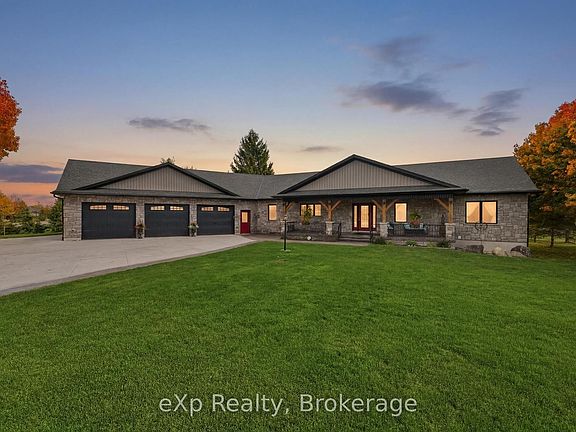 2nd image of 100 Harris Cres