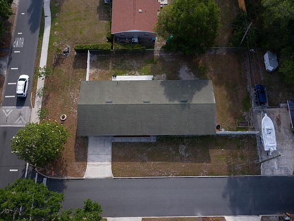 2nd image of 2715 S Palmeden Dr