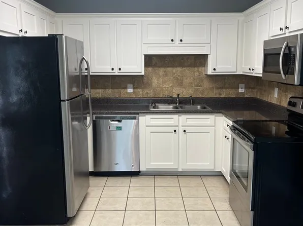 9 Oakcrest Trail NE, 9 Oakcrest Trl NE #A, Rome, GA 30165