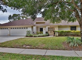 3740 Embassy Cir, Palm Harbor, FL 34685