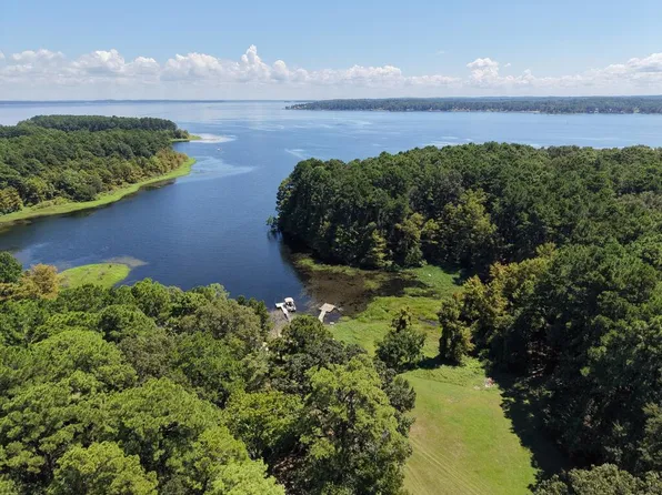 465 Timberlane Loop, Hemphill, TX 75948