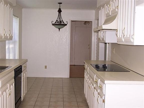 5th image of 8514 Flower Meadow Dr