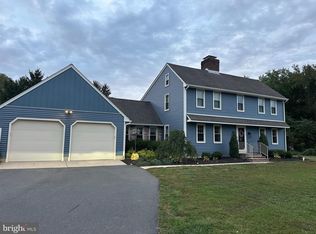 478 Island Rd, Columbus, NJ 08022