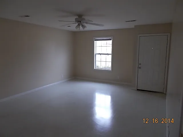 285 Executive Ave #B — Photo 6