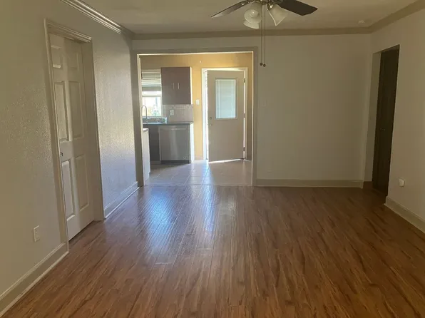 517 Windswept Dr, Humble, TX 77338