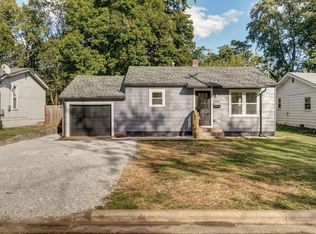 1130 N Warren Ave, Springfield, MO 65802