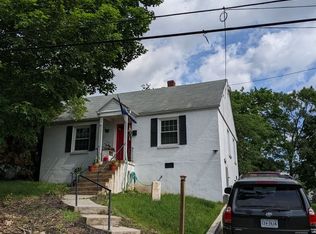 2607 Fairway Dr SW, Roanoke, VA 24015