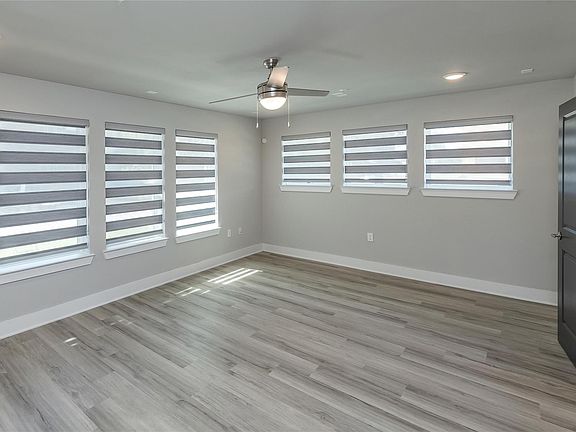 5th image of 3301 Wynwood Dr