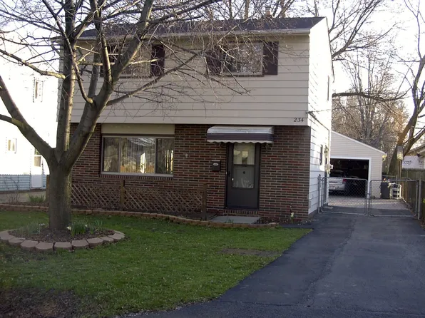 234 Paxton Rd, Eastlake, OH 44095