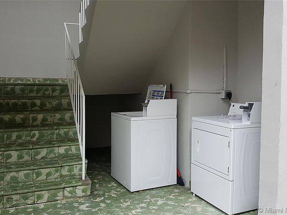 3rd image of 1707 NW 15th St APT 5