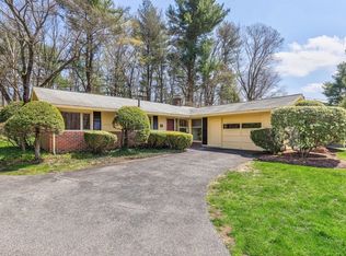 617 Edgell Rd, Framingham, MA 01701