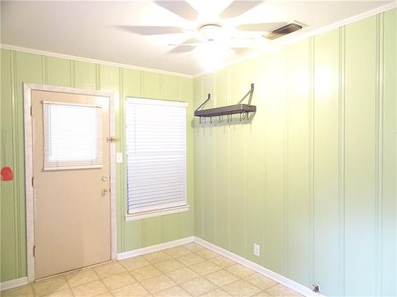 3rd image of 903 N 10th St