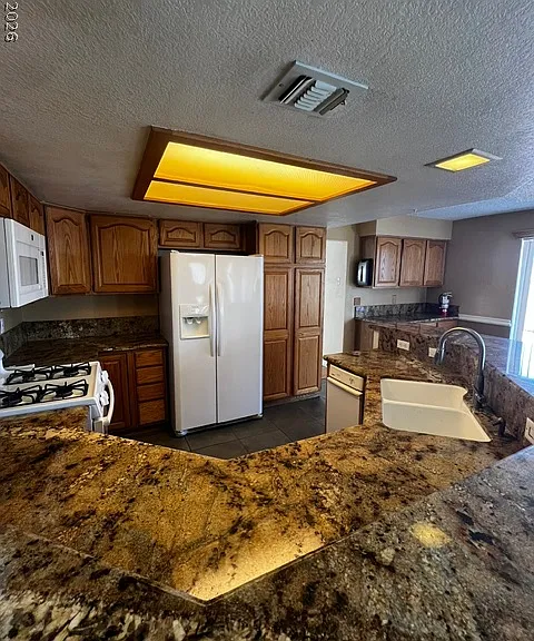 1910 Guinn Dr — Photo 8