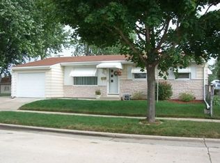 1892 15th, Kenosha, WI 53140