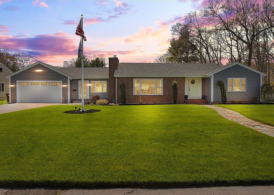 1st image of 172 Country Club Ln