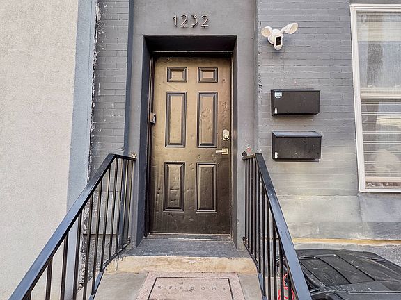 3rd image of 1232 N 15th St #A