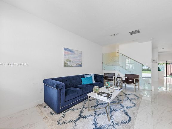 5th image of 10263 NW 89th Ter #10263