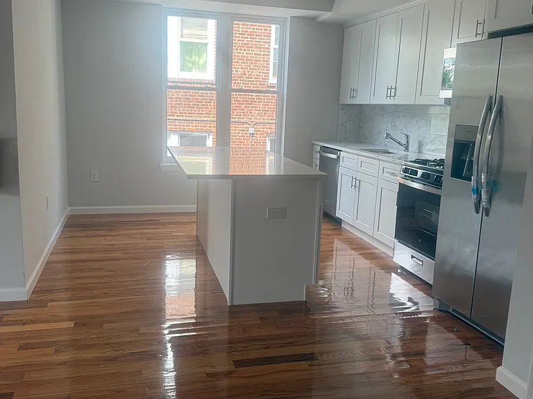 181 Munn Ave #2 — Photo 2