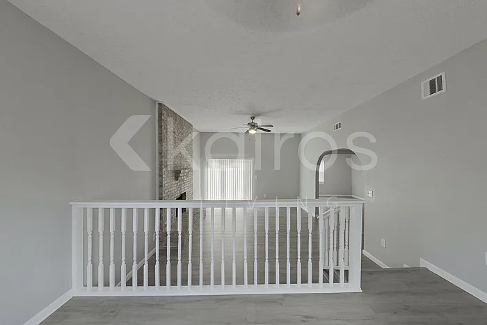 10405 Barada St — Photo 7