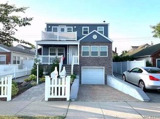 521 W Park Ave, Long Beach, NY 11561