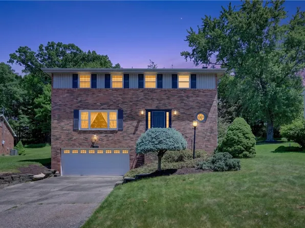 1155 Greenbriar Rd, Bethel Park, PA 15102
