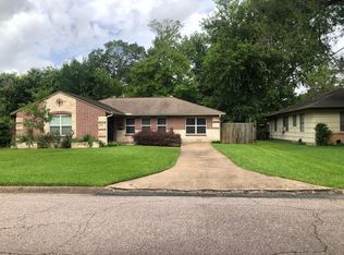 1209 Confederate Rd, Houston, TX 77055