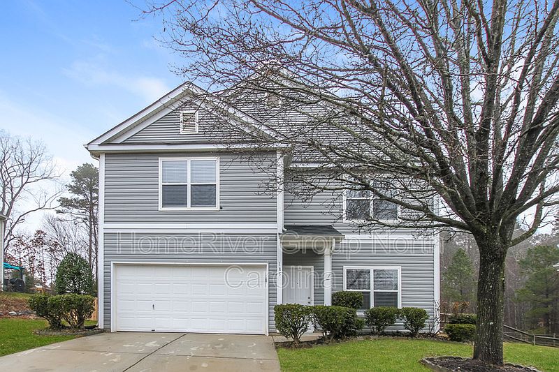 1st image of 185 Flanders Dr