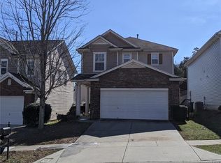 5915 Raisin Tree Ln, Charlotte, NC 28215