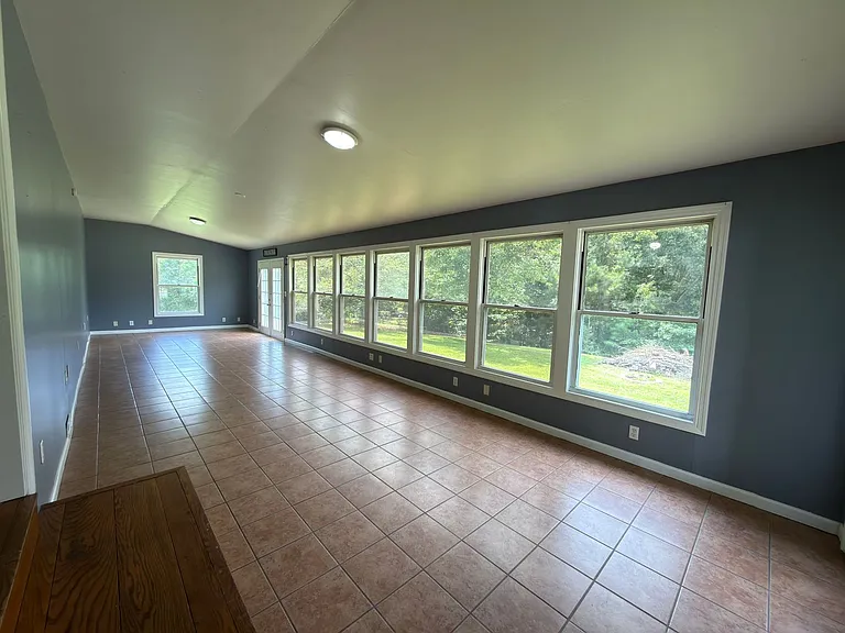 2233 Ladd Springs Rd SE — Photo 3