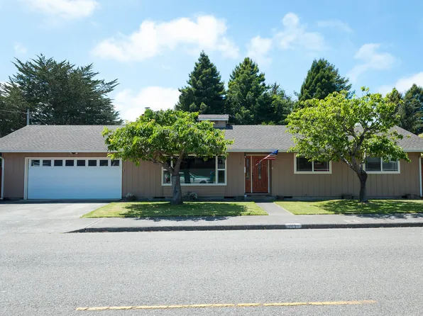 3576 East St, Eureka, CA 95503