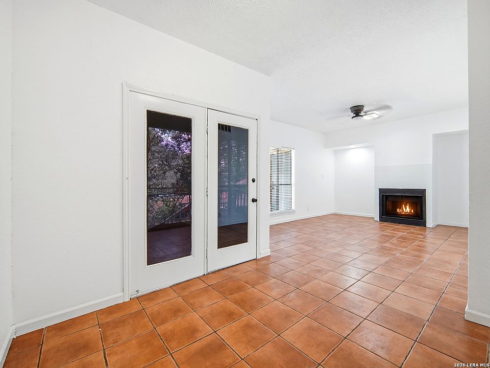 1st image of 6100 Woodlake Pkwy #311