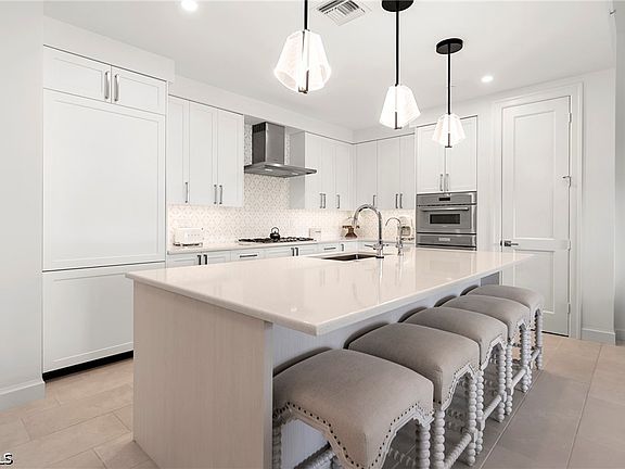 3rd image of 1125 Central Ave #275