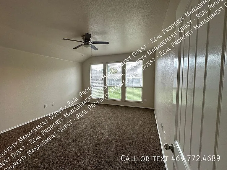 2816 Blue Heron Dr — Photo 14