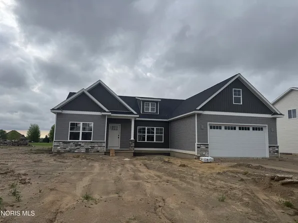 1070 Seneca Dr, Wauseon, OH 43567