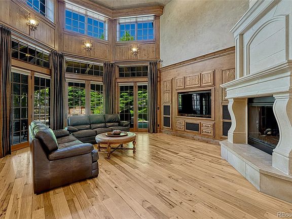 2nd image of 4320 E Linden Circle