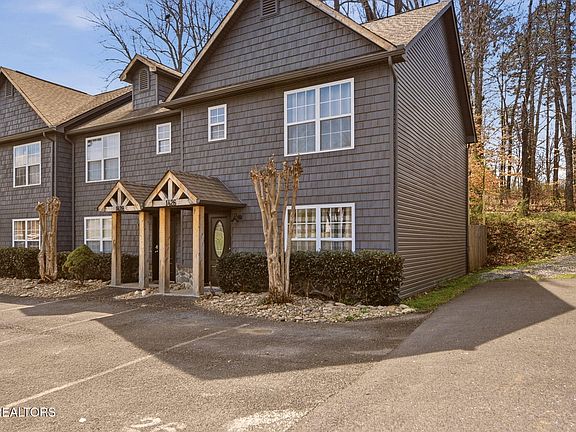 4th image of 1426 William Holt Blvd