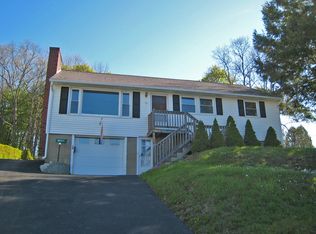 10 Langton St, Kittery, ME 03904