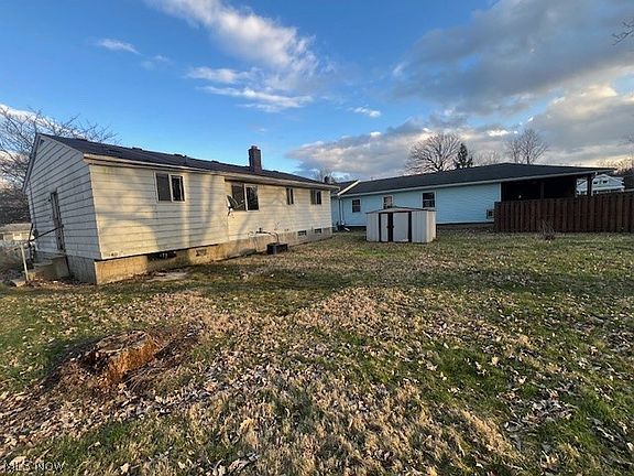 2nd image of 982 Hadcock Rd