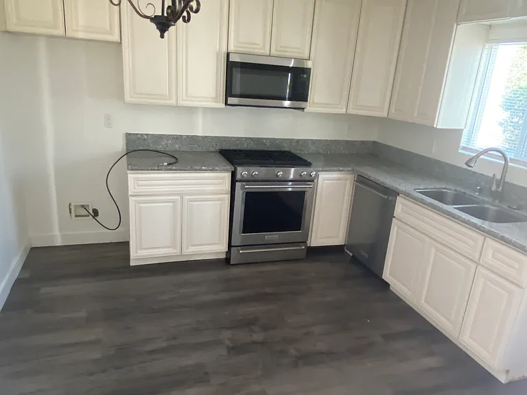 730 S 46th St #732 — Photo 9