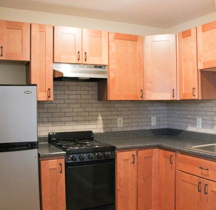 2nd image of 152 North St #5718503