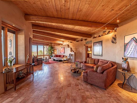 4th image of 531 Camino Tierra Alta