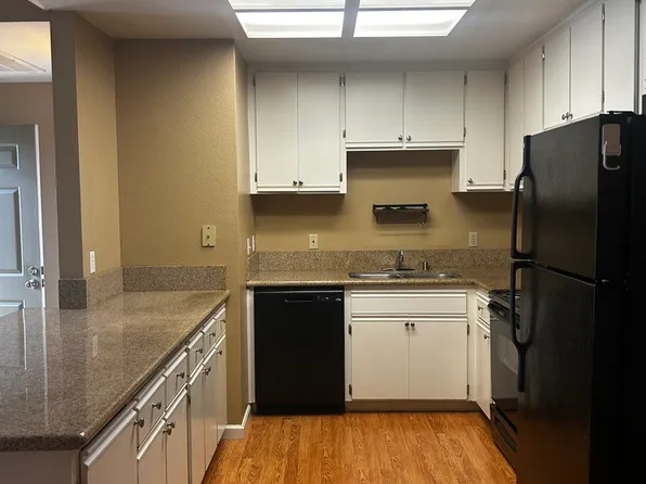 Summer Place Apartments