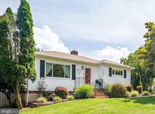 10009 Terry St, Fairfax, VA 22031