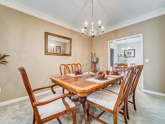 4th image of 3200 Arbor Oaks Dr