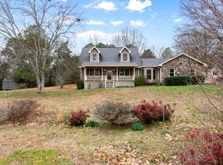 17 Mission Hills Dr, Cartersville, GA 30120