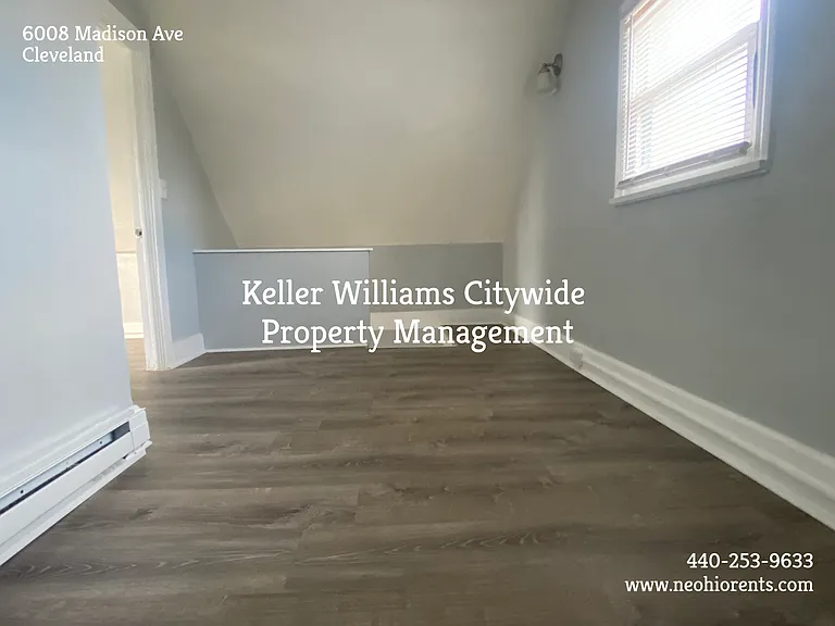 6008 Madison Ave - single family 2 bedroom with a loft — Photo 6