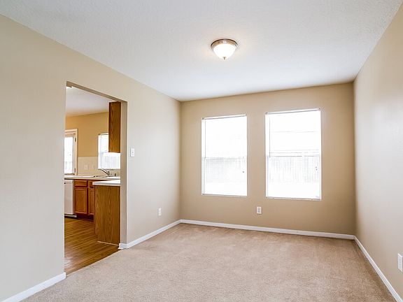 4th image of 1125 Willersley Ln